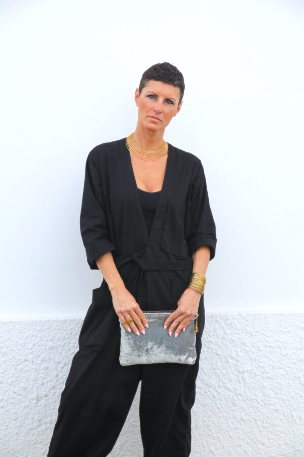 mono negro mujer tendencia