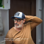 Gorra de moda Tarifa: ¡para los amantes del viento y el estilo! Descubre nuestra icónica gorra diseñada para quienes buscan aventura. Añade un toque de moda a tus días al aire libre con Tarifa. ¡Compra ahora y haz una declaración de estilo