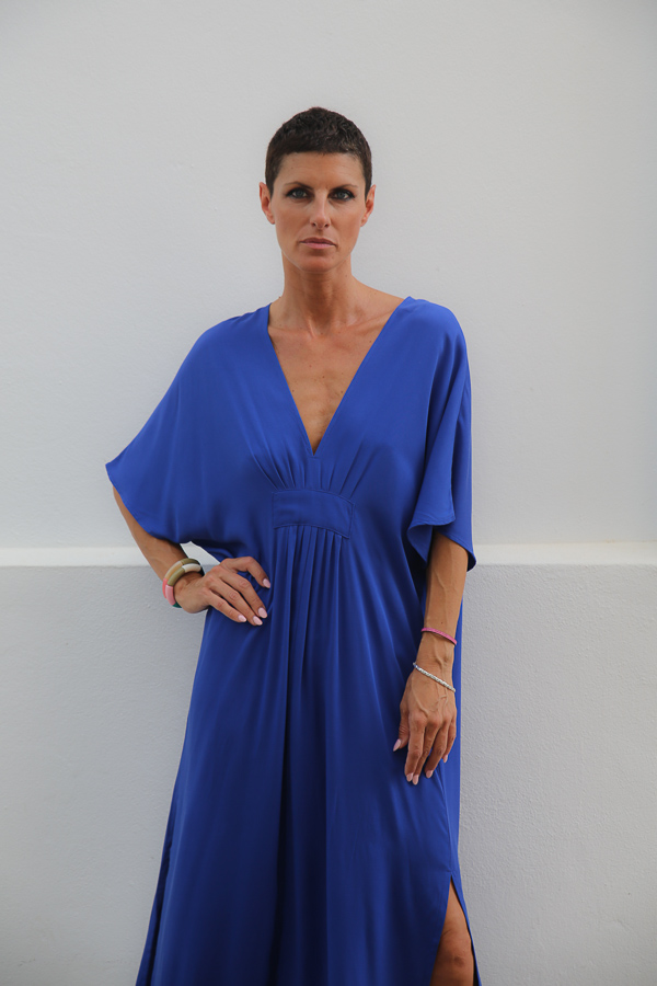 vestido azul eléctrico tendencia estilo kaftan boho de utopia tarifa