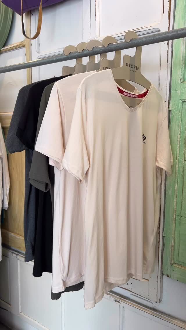 Instagram post from utopiatarifa. This post is in position 18.