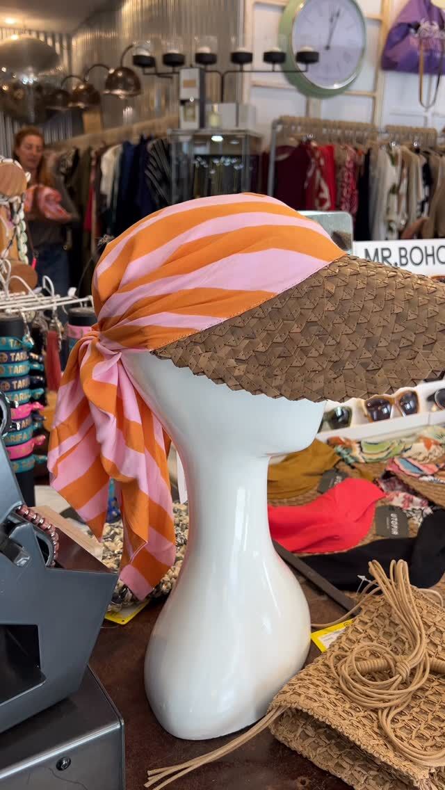Instagram post from utopiatarifa. This post is in position 13.